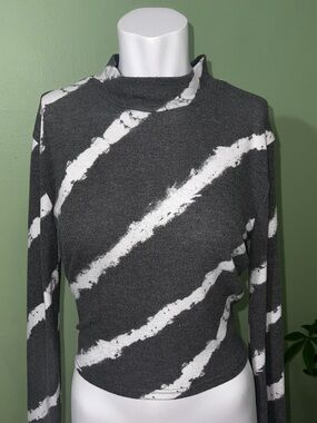 Forever 21 Grey & White Striped Mock Neck Long Sleeve Tie Cut Out in Back